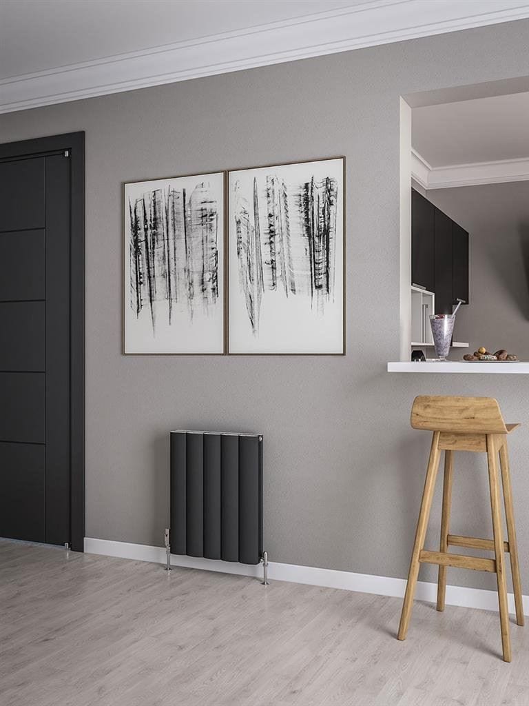 Eastbrook Eastbrook Guardia Straight Horizontal Aluminium in Matt Anthracite 600 x 470 / Electric Only