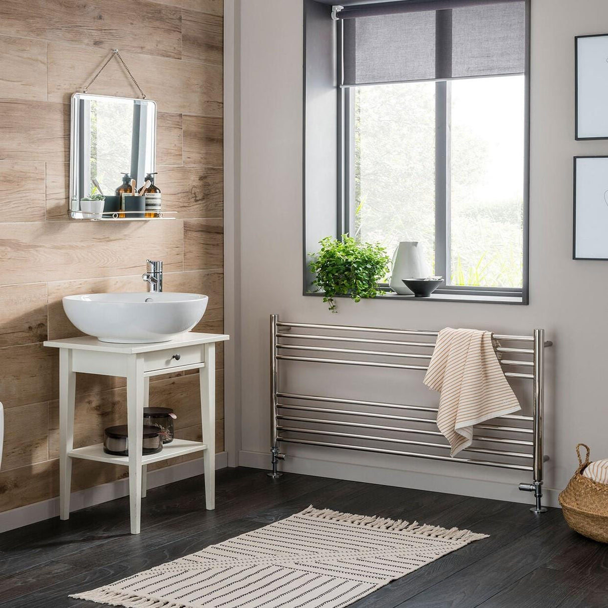 Vogue Ladder Rails Vogue Pearl Straight Ladder Towel Rail in Polished Stainless Steel