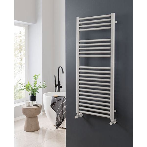 Vogue Ladder Rails Vogue Focus Straight Towel Rail in White 800 x 300 / Dual Fuel