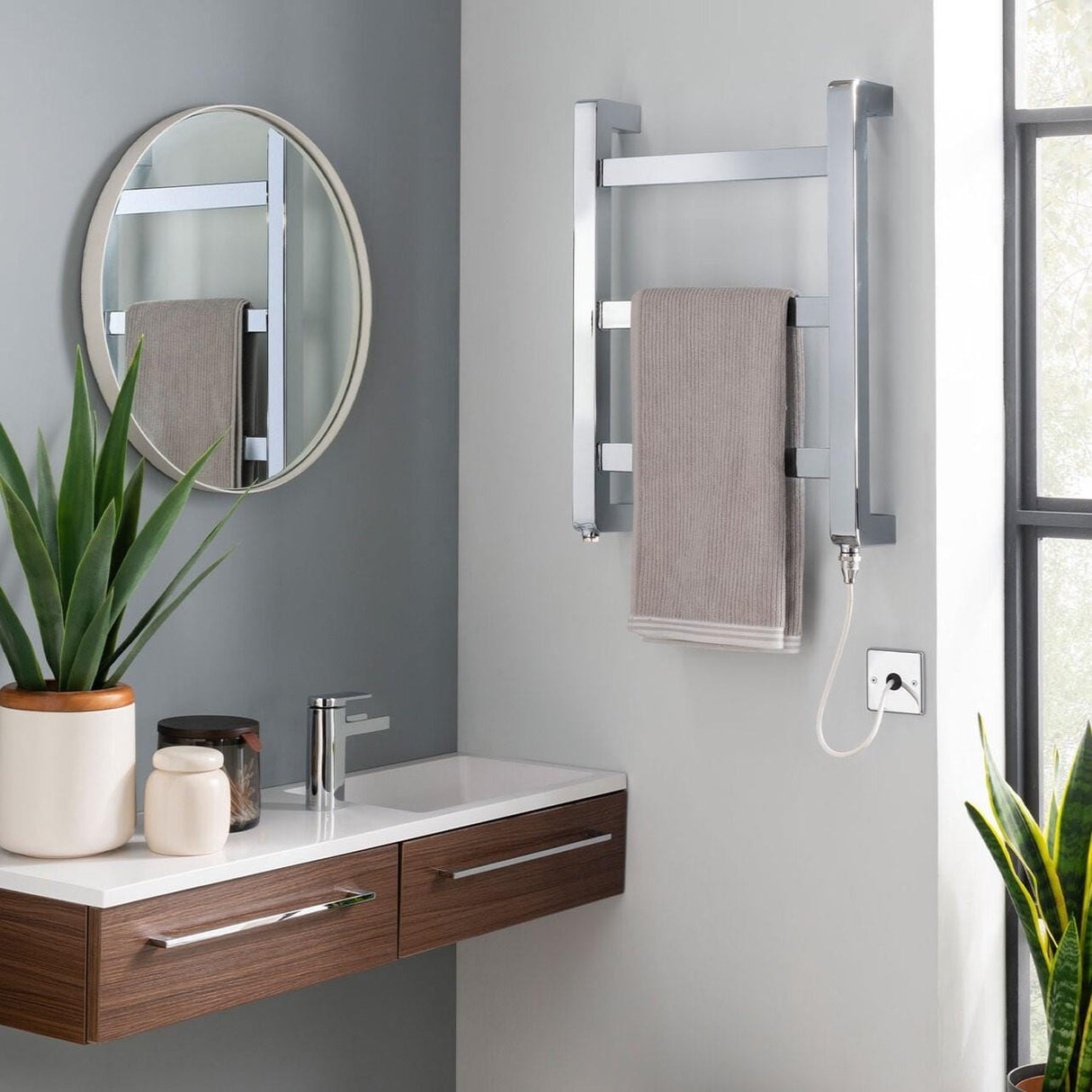 Vogue Designer Towel Radiators Vogue Boxa Straight Designer Towel Radiator in Chrome