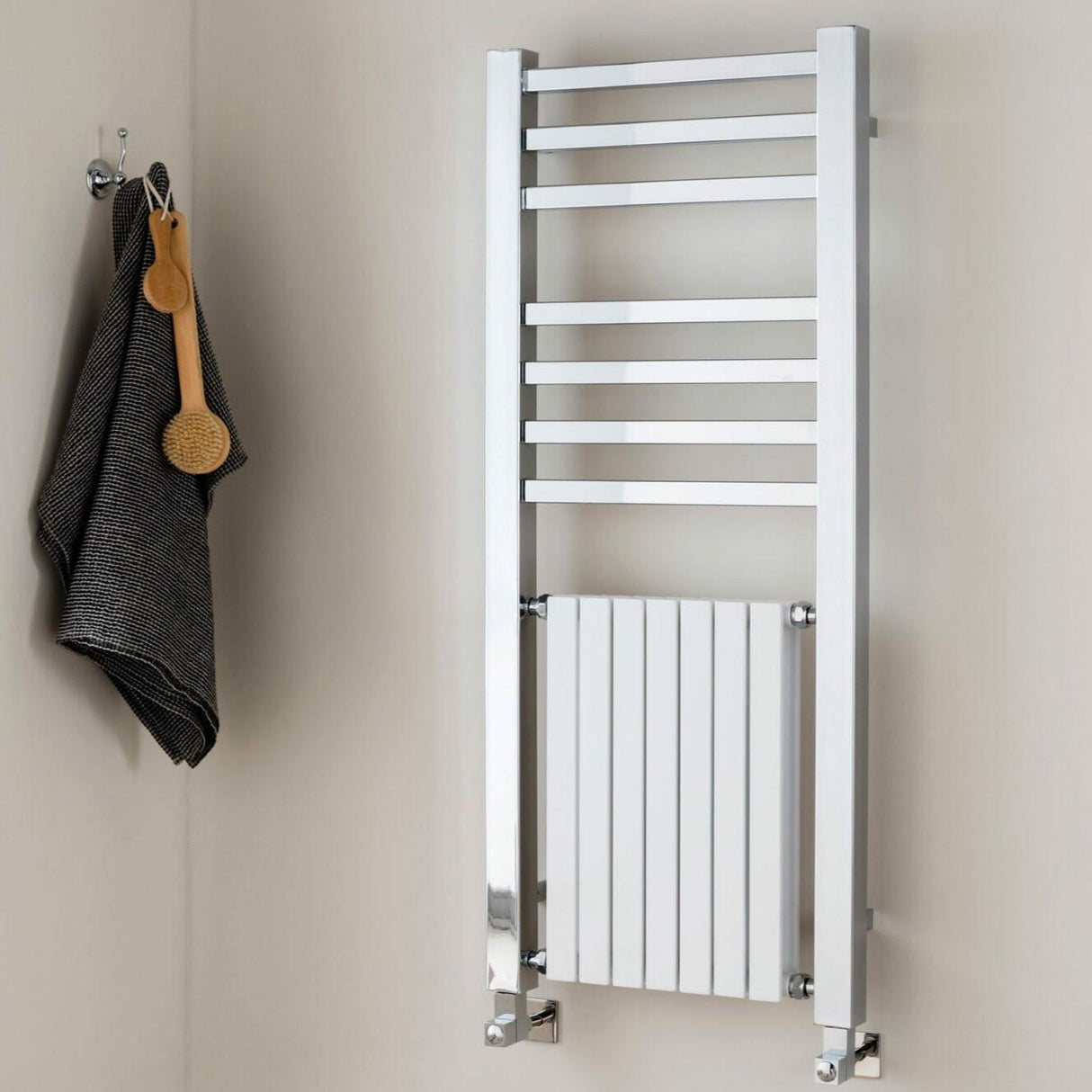 Vogue Quadrate Harmonique Straight Designer Towel Radiator in Chrome