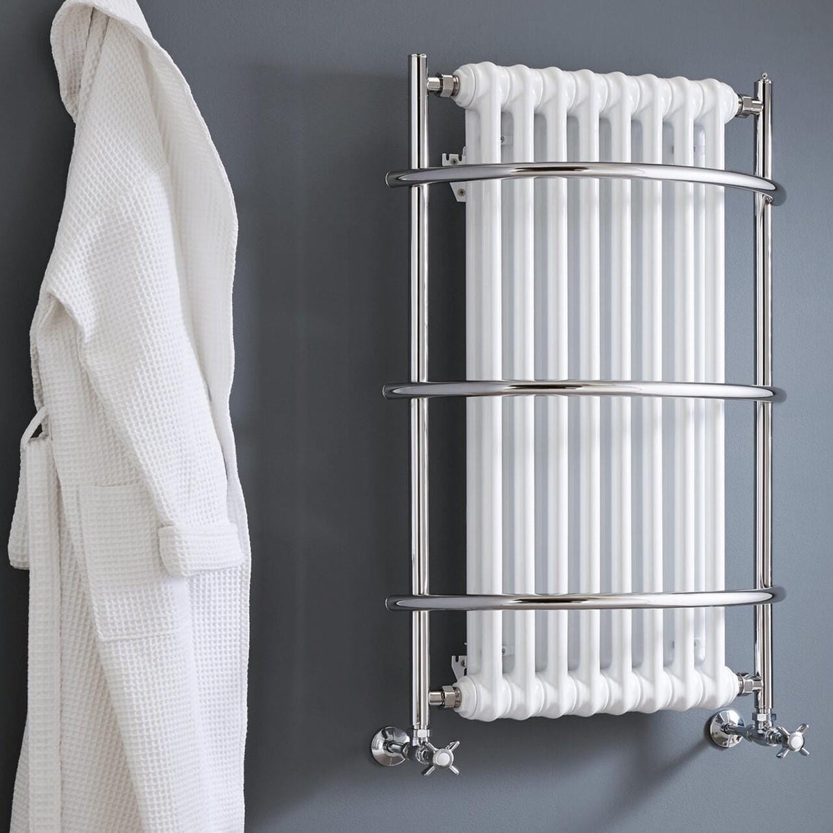Iv Radiators Vogue Nexus Grand IV Straight Traditional Towel Radiator - 900 x 590mm ...